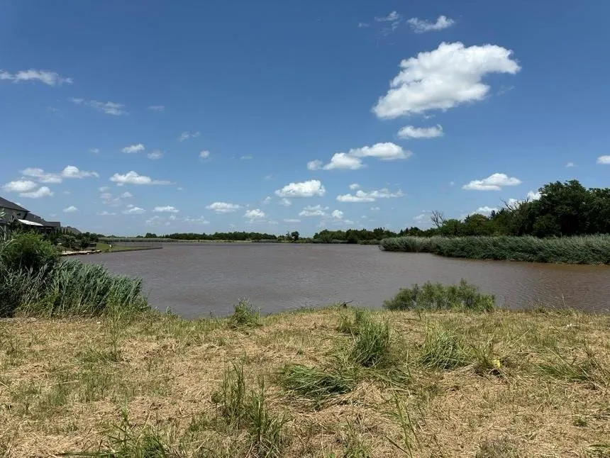 Photo 4 — 13208 Mackinac Island Drive, Oklahoma City, OK 73142