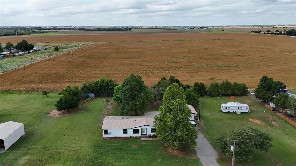 Photo 33 — 9160 W County 1250 Street, Fort Cobb, OK 73038