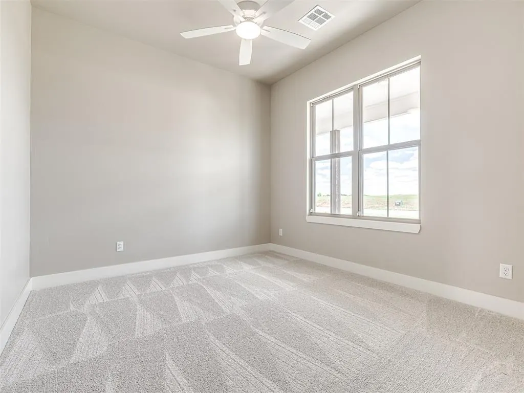 Photo 32 — 6841 Lake View Court, Cashion, OK 73016