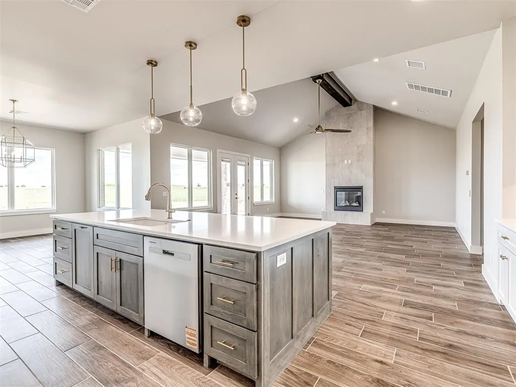 Photo 17 — 6860 Lake View Court, Cashion, OK 73016