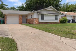 Sold home at 1221 NW 101st Street