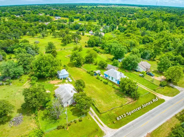 Photo 2 — 8312 Spencer Jones Road, Jones, OK 73049
