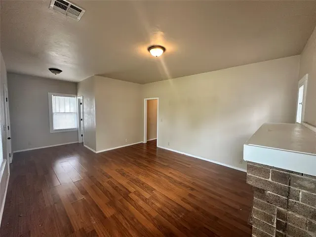 Photo 5 — 750 Jenkins Avenue, Norman, OK 73069