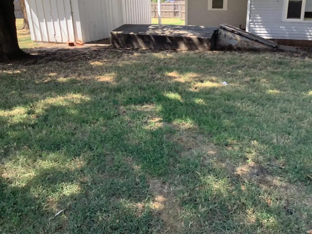 Photo 13 — 120 S Main Street, Hobart, OK 73651