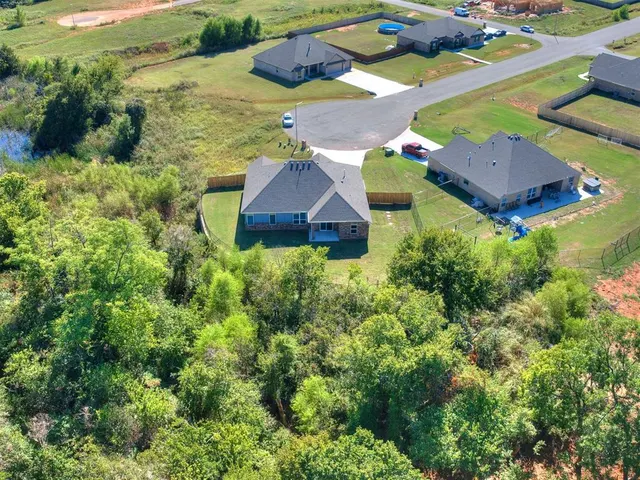 Photo 6 — 729 SE 37 Street, Newcastle, OK 73065