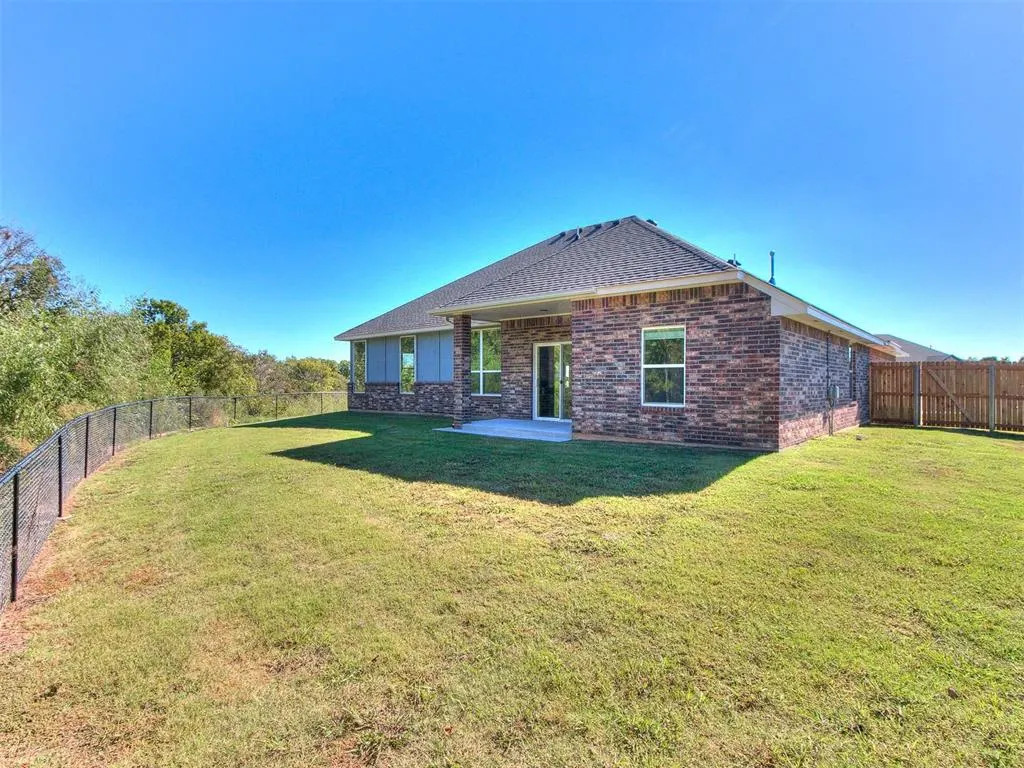 Photo 48 — 729 SE 37 Street, Newcastle, OK 73065