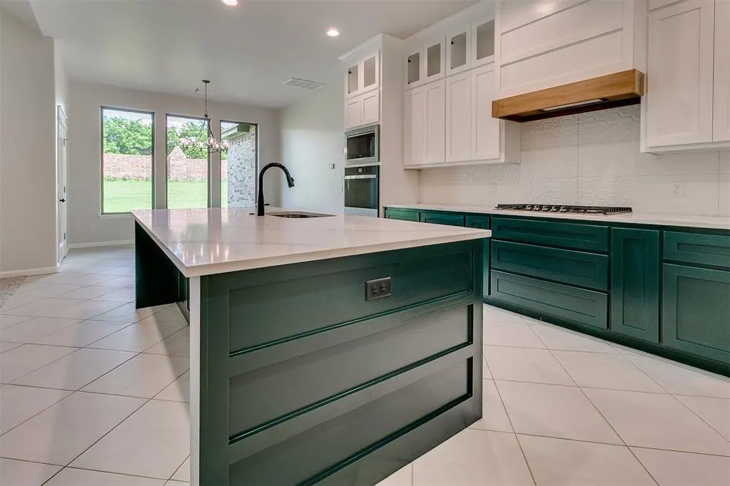 Photo 13 — 14616 Brantwood Drive, Oklahoma City, OK 73142