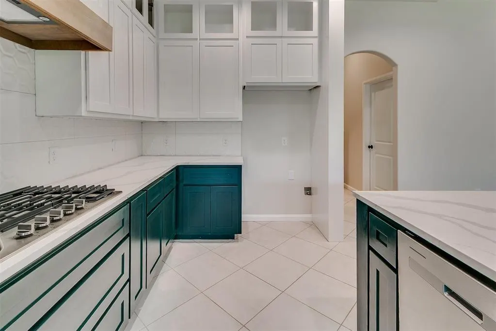 Photo 15 — 14616 Brantwood Drive, Oklahoma City, OK 73142