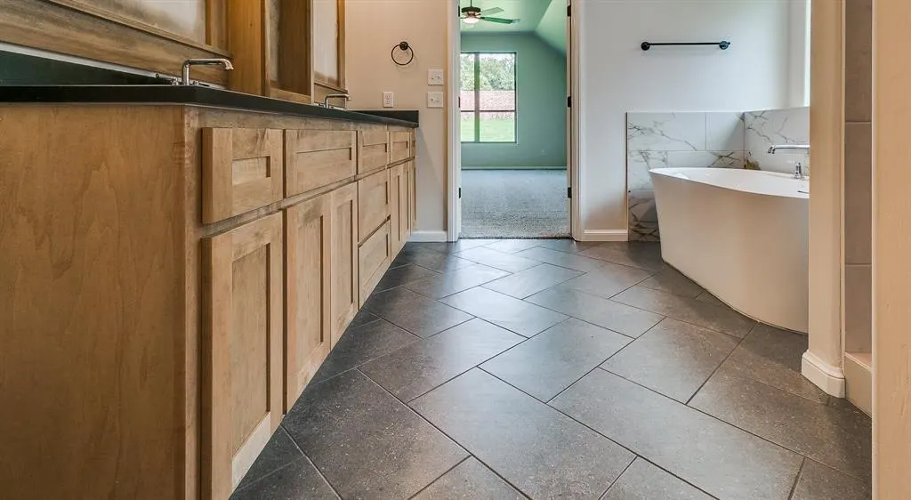 Photo 40 — 14616 Brantwood Drive, Oklahoma City, OK 73142