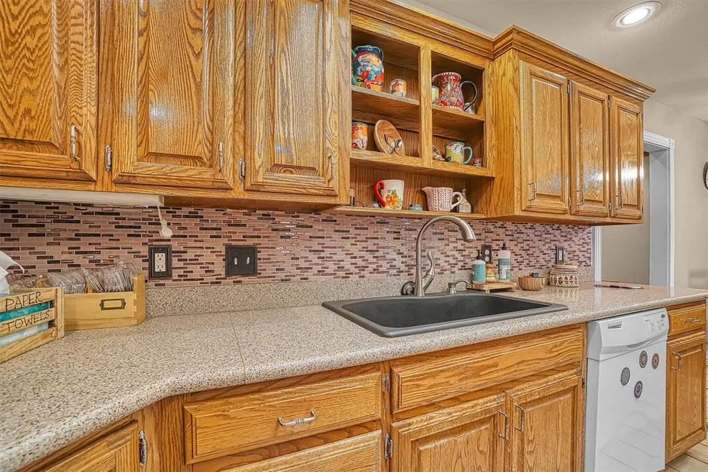 Photo 18 — 409 Pheasant Circle, Altus, OK 73521