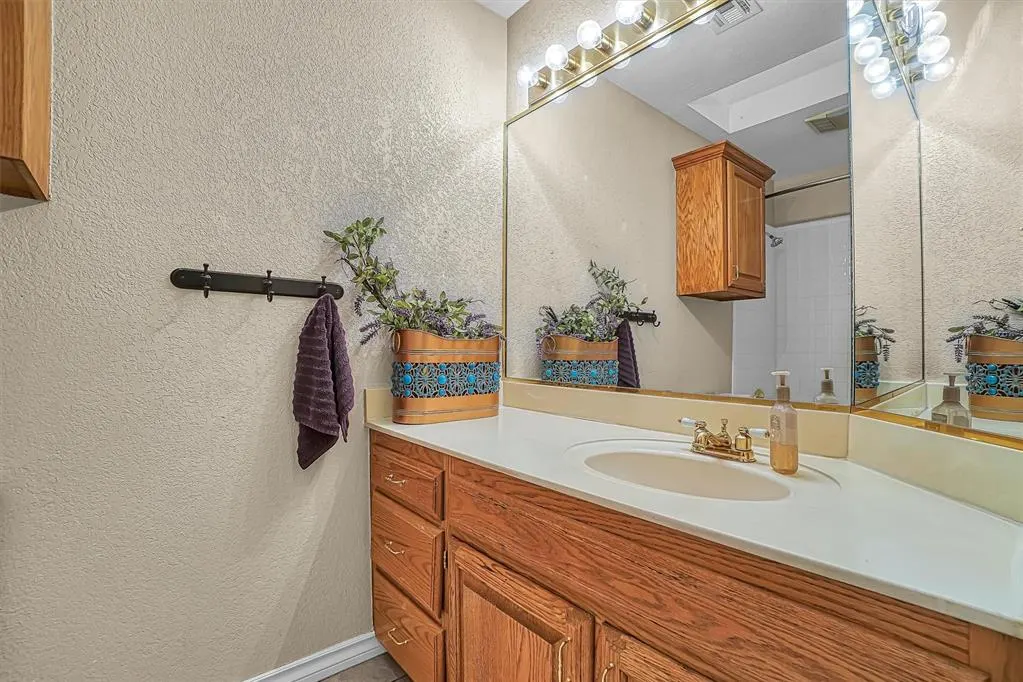 Photo 38 — 409 Pheasant Circle, Altus, OK 73521
