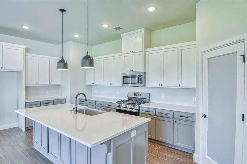 Photo 14 — 2313 Alameda Park Drive, Norman, OK 73071