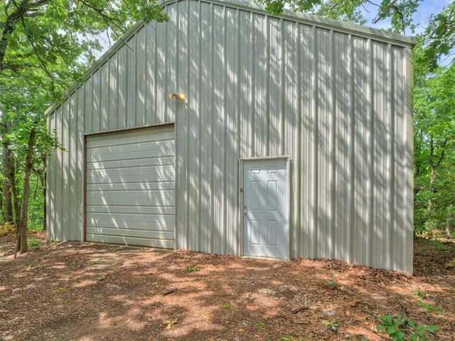 Photo 3 — 13324 Crystal Brook Circle, Norman, OK 73026
