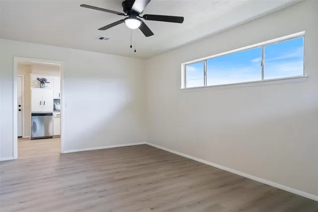 Photo 7 — 444 NW 86th Street, Oklahoma City, OK 73114