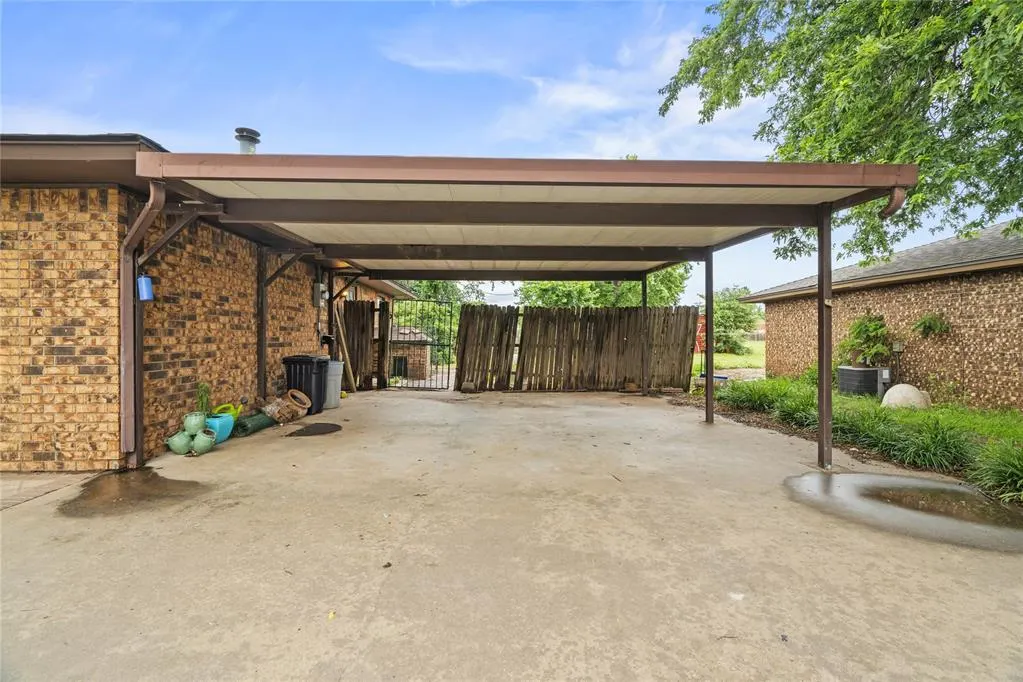 Photo 5 — 720 W 3rd Street, Watonga, OK 73772