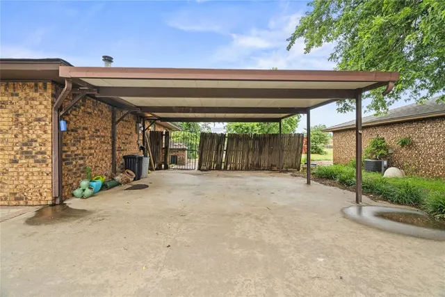 Photo 5 — 720 W 3rd Street, Watonga, OK 73772