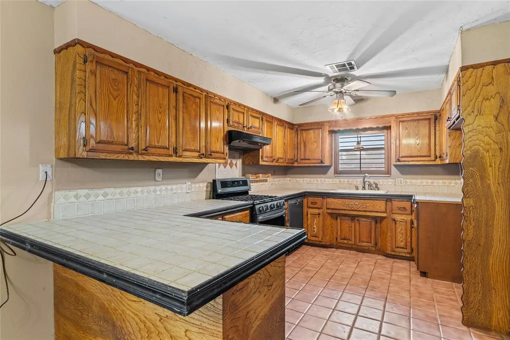 Photo 10 — 720 W 3rd Street, Watonga, OK 73772