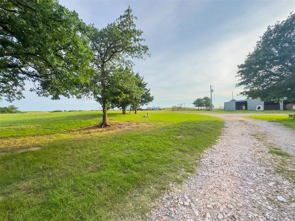Photo 35 — 29056 County Road 1460 Road, Cement, OK 73017