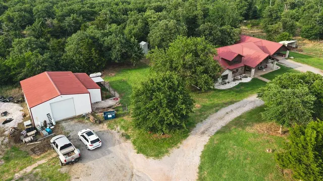 Photo 2 — 29056 County Road 1460 Road, Cement, OK 73017