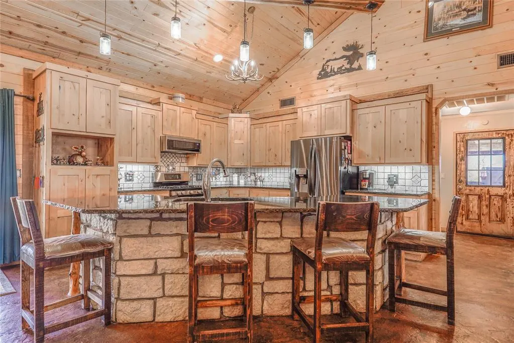 Photo 12 — 29056 County Road 1460 Road, Cement, OK 73017