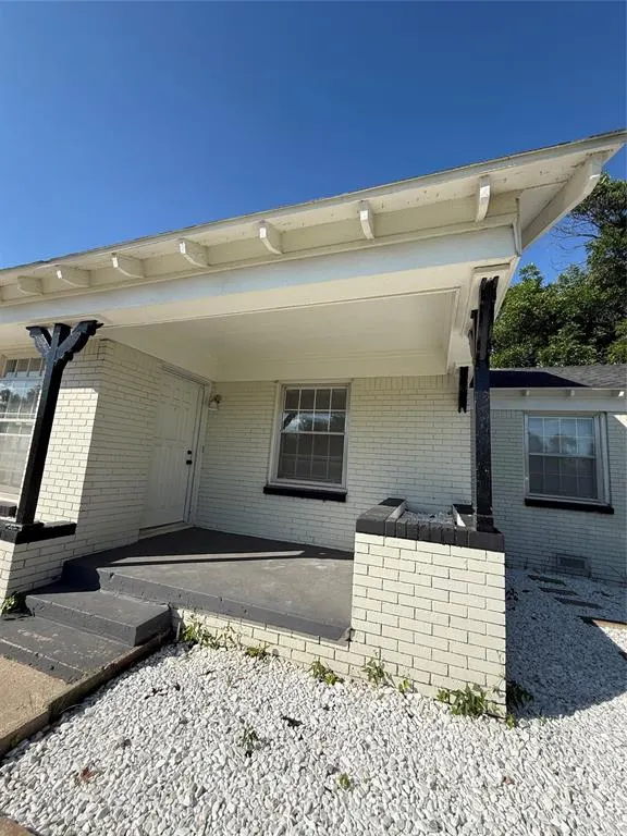 Photo 5 — 3208 N Roff Avenue, Oklahoma City, OK 73112