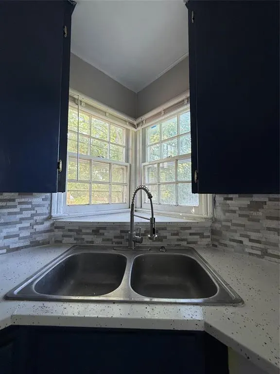 Photo 9 — 3208 N Roff Avenue, Oklahoma City, OK 73112