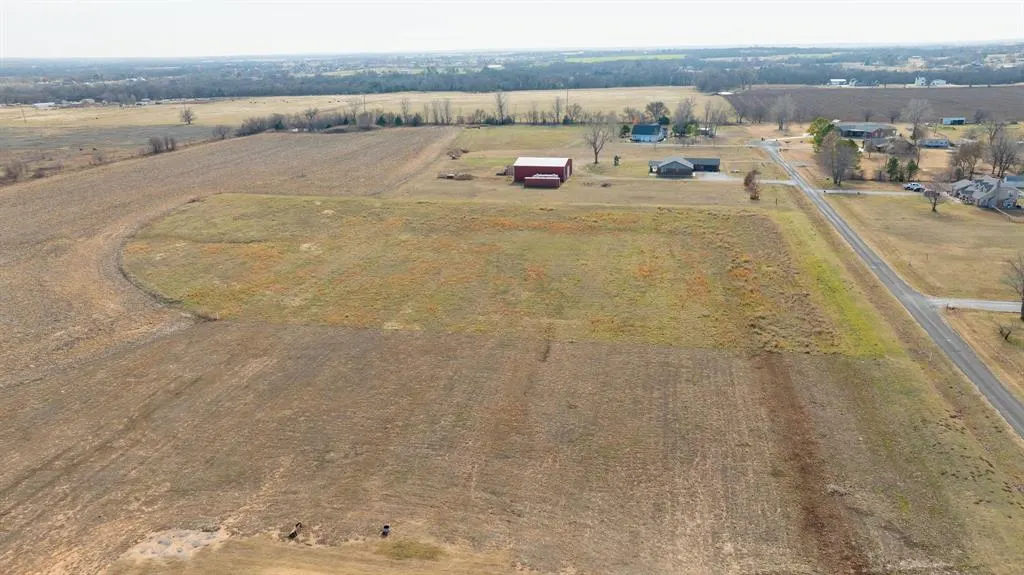 Photo 3 — 426 Fresno Avenue, Goldsby, OK 73093