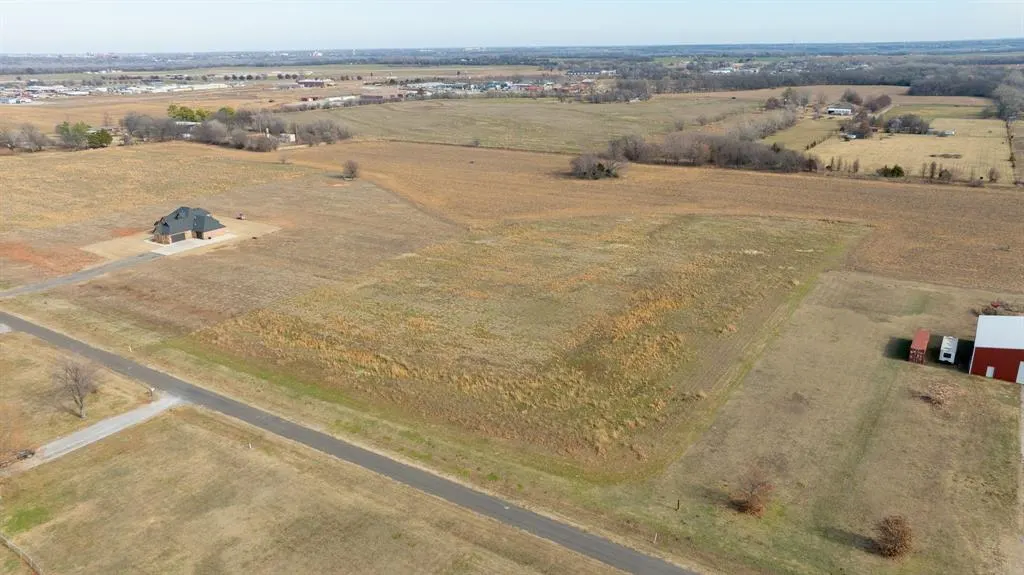 Photo 8 — 426 Fresno Avenue, Goldsby, OK 73093