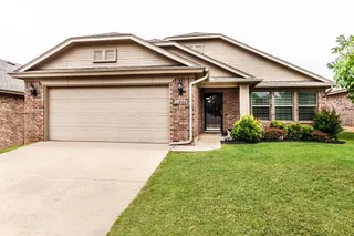 Sold home at 11444 NW 131st Street