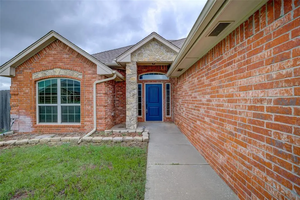 Photo 3 — 811 W Abi Road, Washington, OK 73093
