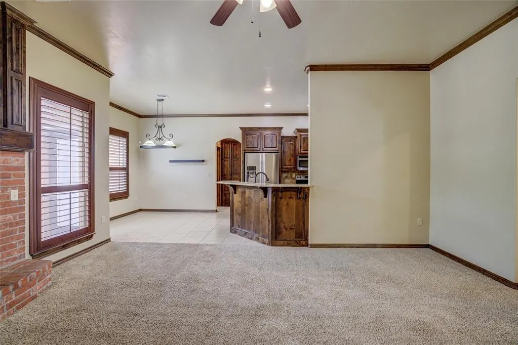 Photo 7 — 811 W Abi Road, Washington, OK 73093