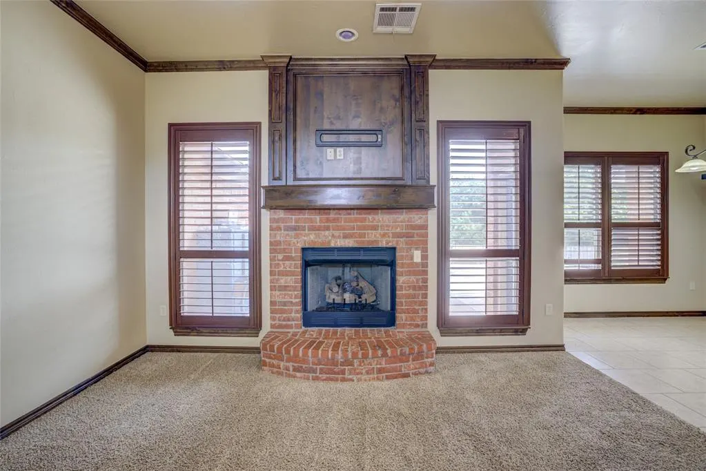 Photo 8 — 811 W Abi Road, Washington, OK 73093