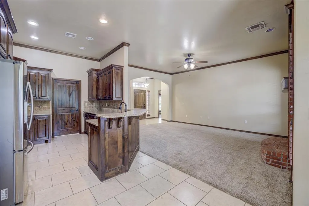 Photo 11 — 811 W Abi Road, Washington, OK 73093