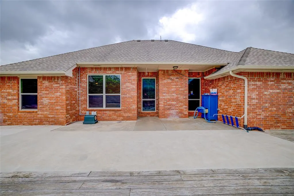 Photo 32 — 811 W Abi Road, Washington, OK 73093