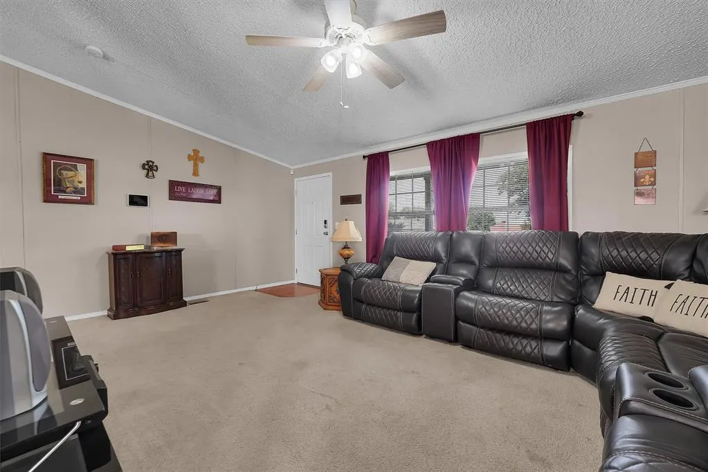 Photo 5 — 1318 N Cook Street, Cordell, OK 73632