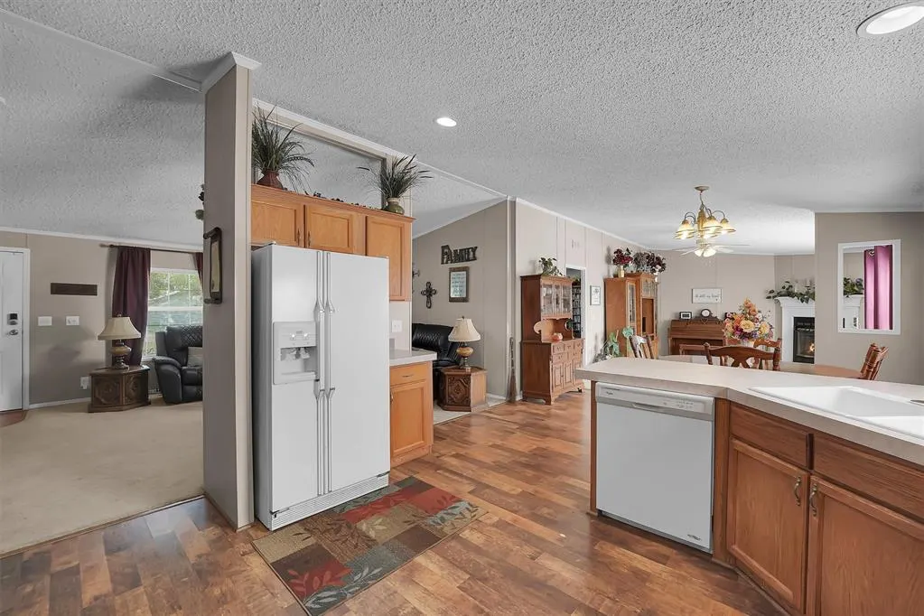 Photo 13 — 1318 N Cook Street, Cordell, OK 73632