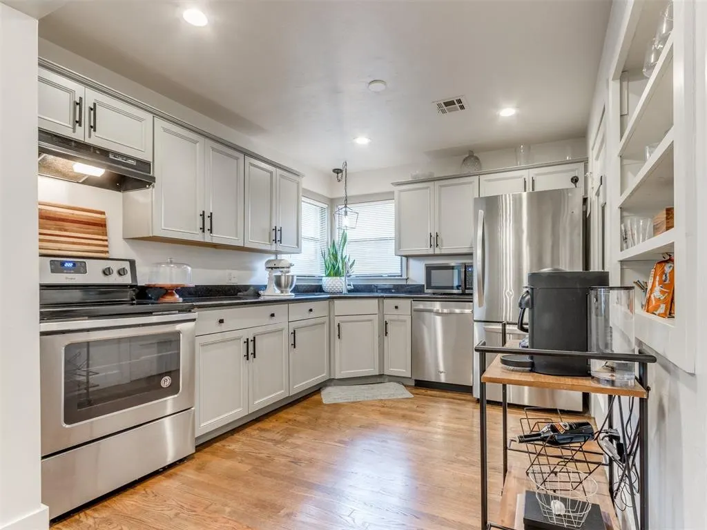 Photo 10 — 5301 N Miller Avenue, Oklahoma City, OK 73112