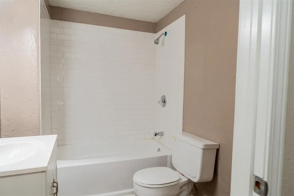 Photo 11 — 123 Chestnut, Pauls Valley, OK 73075