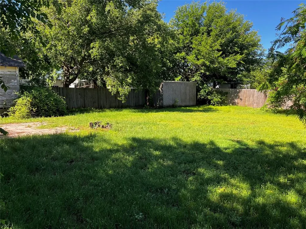 Photo 11 — 305 N Reimer Street, Corn, OK 73024