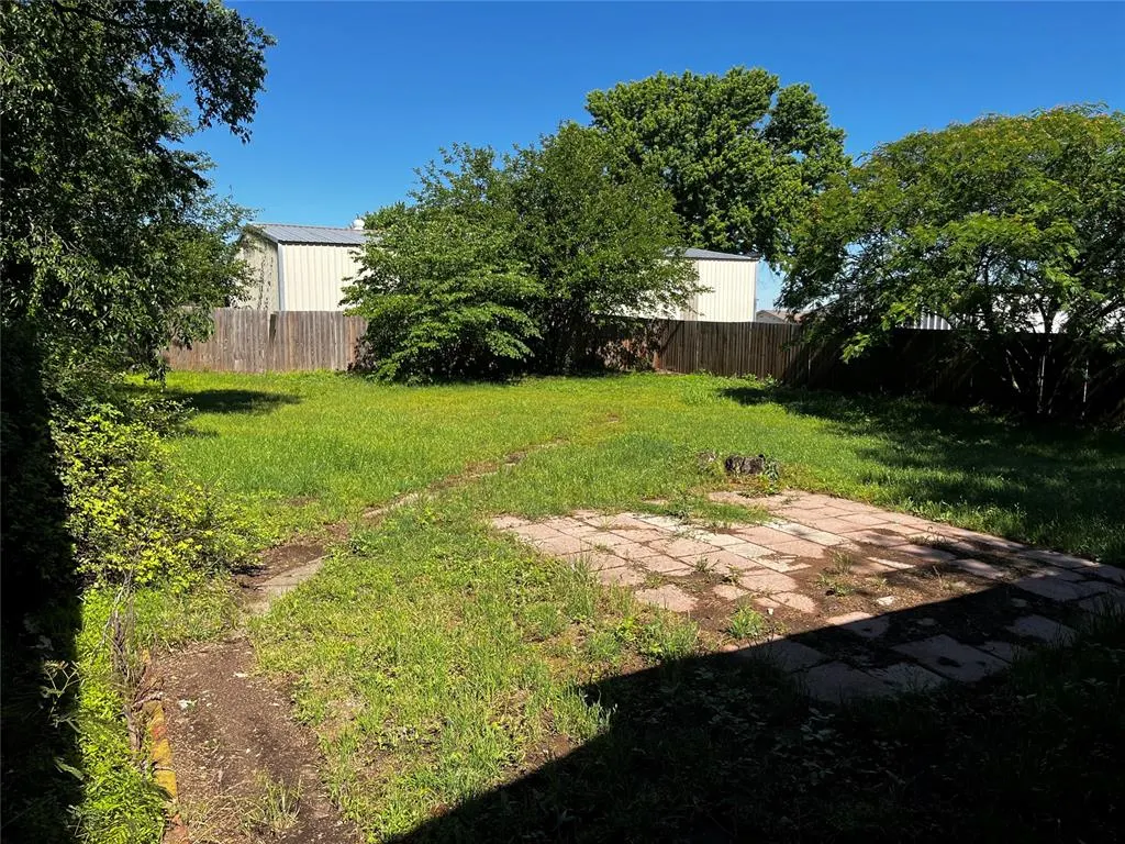 Photo 12 — 305 N Reimer Street, Corn, OK 73024