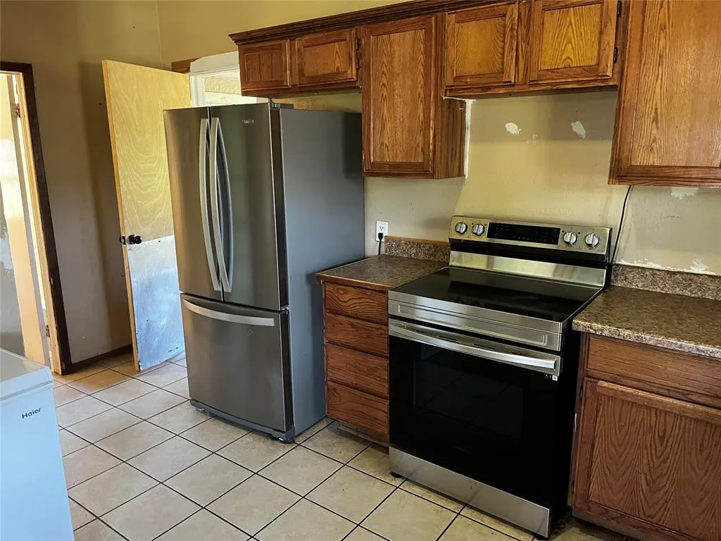 Photo 26 — 305 N Reimer Street, Corn, OK 73024