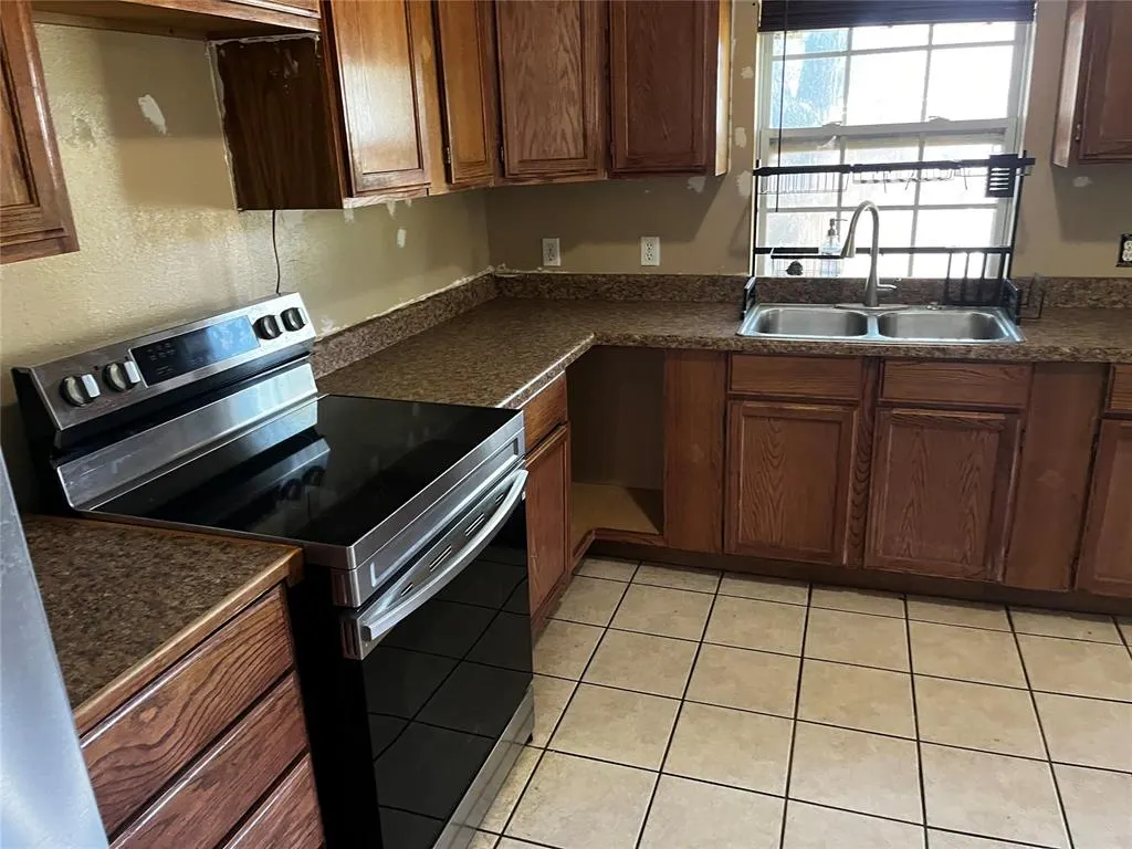 Photo 28 — 305 N Reimer Street, Corn, OK 73024