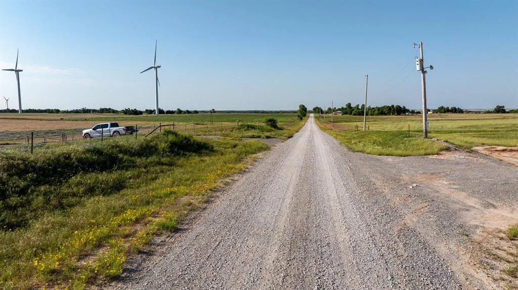 Photo 17 — N Bradley Road, Okarche, OK 73762