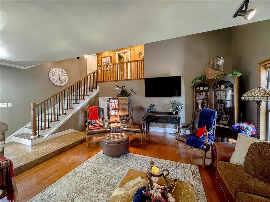 Photo 15 — 308 W Chickasaw Avenue, Washington, OK 73093