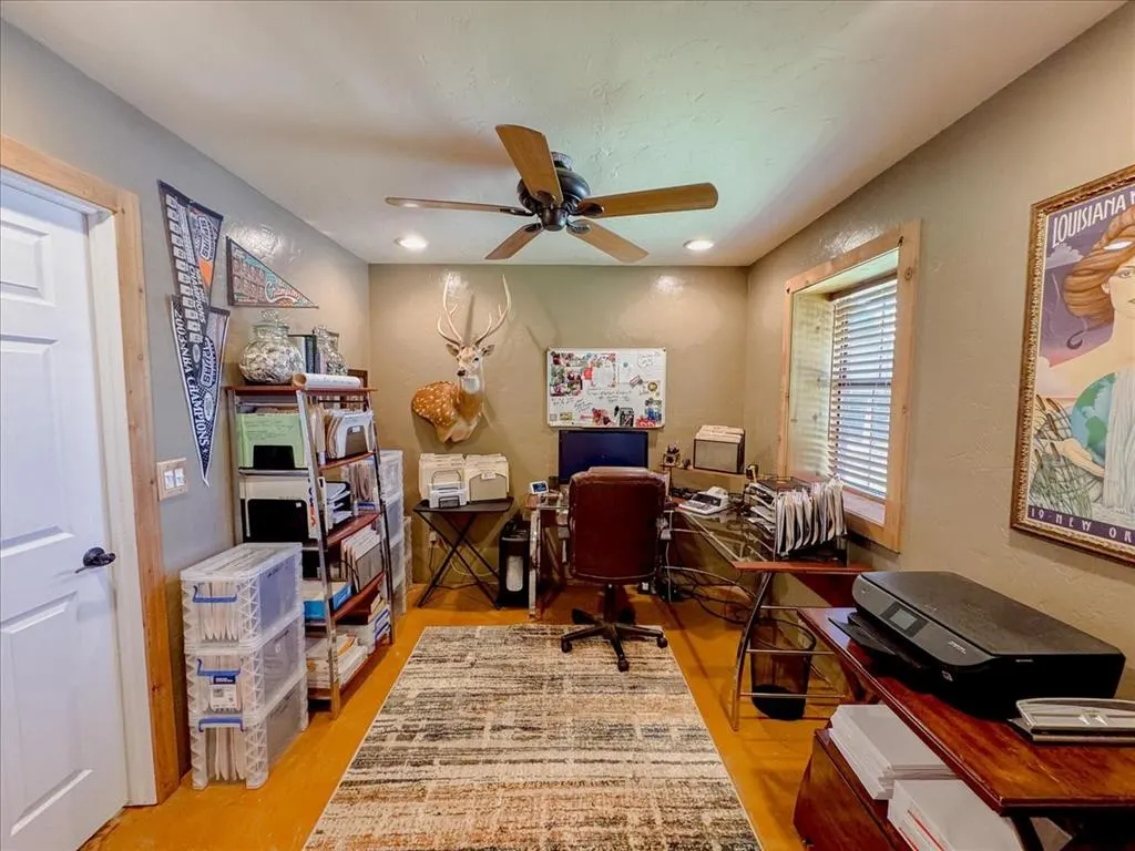 Photo 39 — 308 W Chickasaw Avenue, Washington, OK 73093