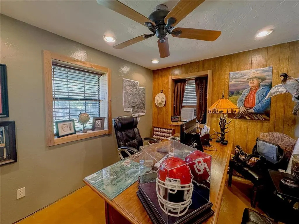 Photo 40 — 308 W Chickasaw Avenue, Washington, OK 73093