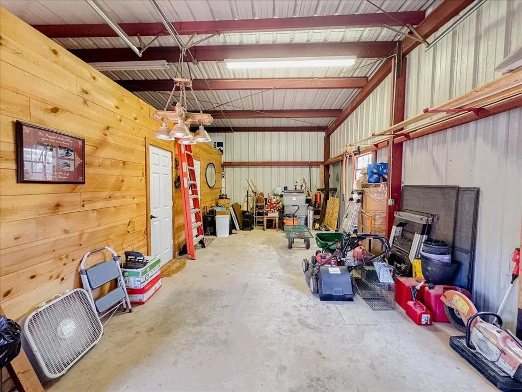 Photo 43 — 308 W Chickasaw Avenue, Washington, OK 73093