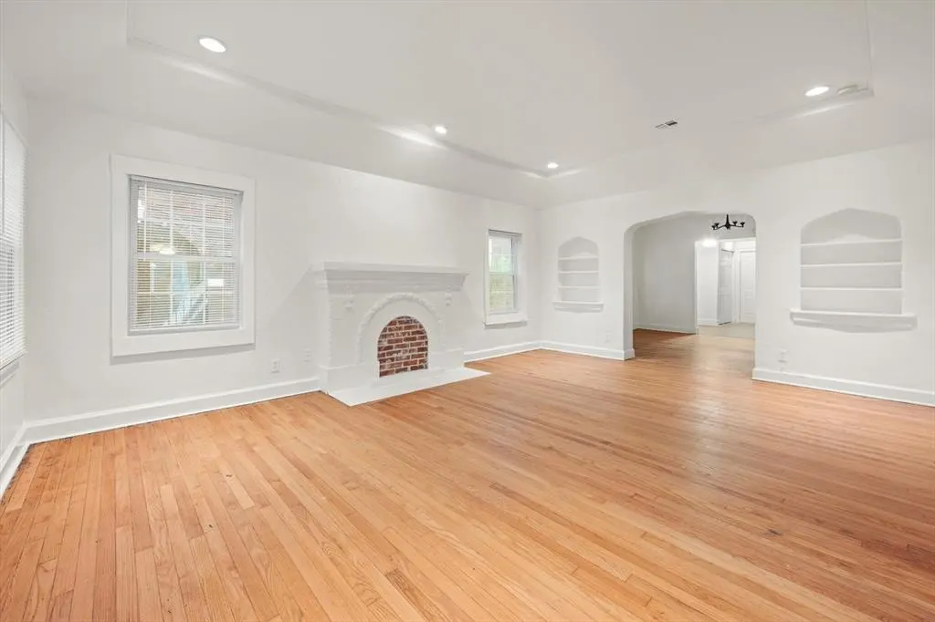 Photo 9 — 905 NE 21st Street, Oklahoma City, OK 73105