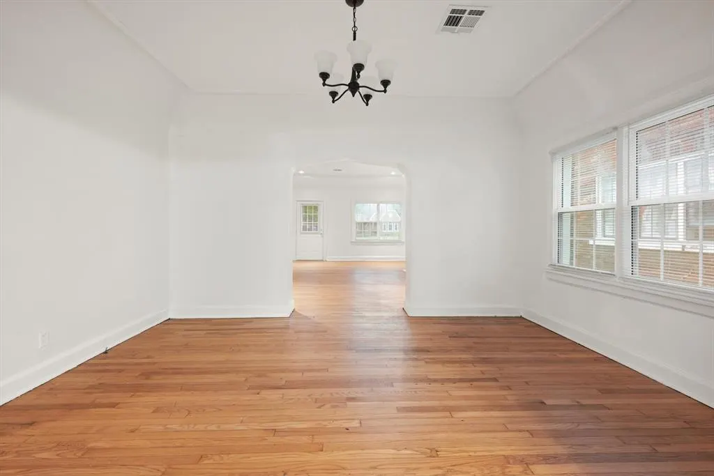 Photo 17 — 905 NE 21st Street, Oklahoma City, OK 73105