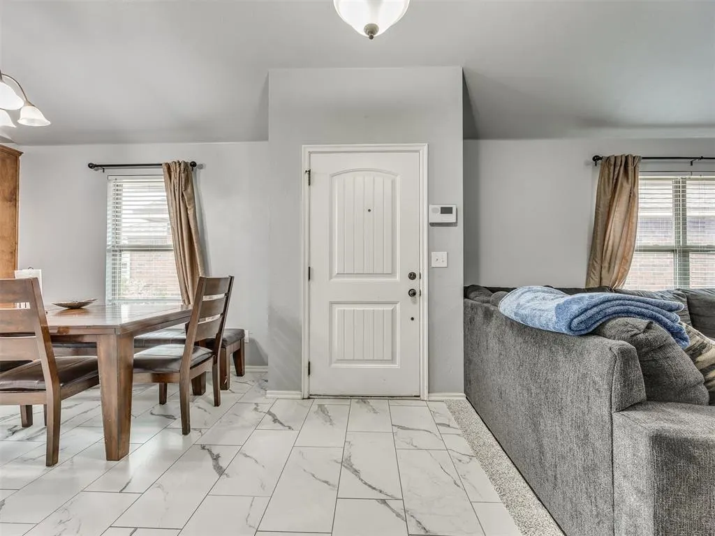 Photo 7 — 5805 Marblewood Drive, Oklahoma City, OK 73179